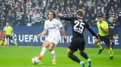 Guendouzi không thể giúp Marseille thoát thua trên sân Frankfurt