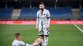 Messi chứng kiến Mbappe dính chấn thương