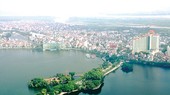 Hanoi to clean up, refurbish West Lake