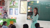 Schools in HCMC are adjusting their teaching curriculum due to the newest Covid-19 outbreak in Vietnam. (Photo: SGGP)