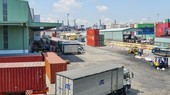 Imported and exported goods at a storehouse in Cat Lai Port (Ho Chi Minh City). (Photo: SGGP)