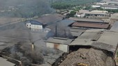 Smoke is scattering around in Phuoc Hiep Waste Treatment Complex in Cu Chi District (Photo: SGGP)