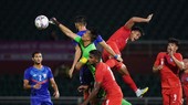Hai đội bất phân thắng bại với tỷ số hòa 1-1. Ảnh: DŨNG PHƯƠNG