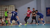 Quận 8 với tập hợp các cầu thủ Thái Sơn Nam đã vào chơi trận chung kết. ẢNH: CHẤT NGUYỄN