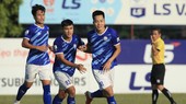 Khánh Hòa tạm chiếm ngôi đầu ở Giải hạng Nhất sau khi đánh bại Phù Đổng. ẢNH: MINH HOÀNG