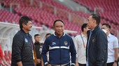 Bộ trưởng Bộ Thanh niên và Thể thao Indonesia cùng các quan chức PSSI đến gặp gỡ đội tuyển quốc gia vào chiều 5-1.