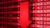 Nhà đầu tư bị ‘đánh úp', VN Index xuyên thủng mốc 1.350 điểm