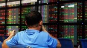 Cổ đông nhà băng ngậm ngùi nhìn VN Index ‘thăng hoa’