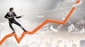 Nhóm đầu cơ tiếp tục bị 'xả hàng', cổ phiếu trụ kéo xanh VN Index