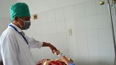 Cứu sống bệnh nhân bị u não to bằng quả trứng