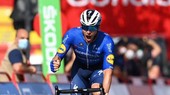 Florian Senechal vui mừng khi về đích