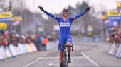Niki Terpstra chiến thắng bằng màn solo ở Tour of Flanders 2018