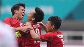 Niềm vui của các cầu thủ Việt Nam sau bàn gỡ hòa. Ảnh: DŨNG PHƯƠNG