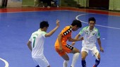 Đội TPHCM (áo trắng) thắng dễ trước Gia Lai. Ảnh: ANH TRẦN