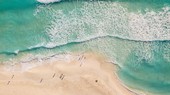 Turquoise water of Mui Ne beach (Photo: vnexpress.net)