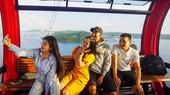 From the Hon Thom cable car, visitors can see the beauty of the entire island. (Photo: SGGP)