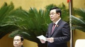 National Assembly Chairman Vuong Dinh Hue speaks at the end of the Q&A session on June 9. (Photo: VNA)