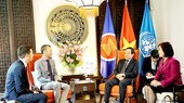 Deputy Prime Minister Tran Luu Quang receives Vice President of LEGO group Edward Lewin.