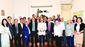 Vice Secretary of the HCMC Party Committee Nguyen Ho Hai and the delegation of HCMC high-ranking officials attend a meeting with the Communist Party of Argentina on March 20. (Photo: SGGP)