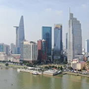 Podcast bản tin trưa 18-4: TPHCM phê duyệt đề án về sắp xếp, tinh giản cán bộ; TPHCM sẽ đầu tư hơn 11.000 tỷ đồng cho Dự án đường Vành đai 4
