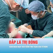 Podcast bản tin chiều 12-3: Tự điều trị theo kinh nghiệm dân gian, một người suýt mất chân