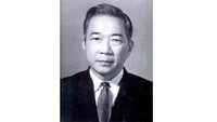 Famous poet To Huu
