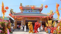 同奈省展鹏县西和乡宝超城隍观音庙。