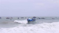 天气预报:今(30)日,东海中心区和北面海域(包括黄沙群岛海域),从岘港至宁顺海域将有东北风,风力达6至7级,阵风达8至9级,海浪高3至5.5米。(示意图:越通社)