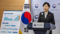 1月31日,韩国国民权益委员会委员长全贤姬在政府大楼就“2022年清廉指数”举行说明会。(图:韩联社)