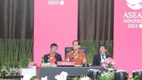 越南外长裴青山出席东盟外长非正式会议。