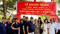 培德精舍代表出席“培德8”新桥落成仪式。