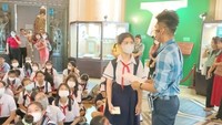 参赛学生分享关于民族历史传统的见解。(图:秋心)