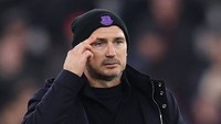 Frank Lampard rốt cục đã không thể giữ được ghế của mình.