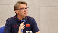 HLV người Pháp Philippe Troussier