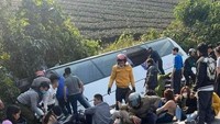 Hiện trường vụ lật xe tại đèo Khế ngày 29-1