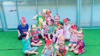 Học sinh Trường Mầm non tư thục Nam Mỹ (huyện Nhà Bè, TPHCM) tham gia hoạt động cùng giáo viên