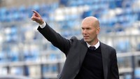 PSG đề nghị Zinedine Zidane hưởng mức lương cao nhất thế giới