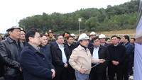 Thủ tướng Chính phủ Phạm Minh Chính kiểm tra tiến độ thi công cao tốc Bắc - Nam đoạn qua tỉnh Thanh Hóa