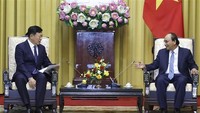 President suggests Lotte Group invest more in Vietnam