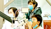 Thời tiết nồm ẩm khiến cho trẻ em dễ mắc bệnh về hô hấp