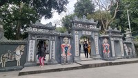 Quảng Bình: 10 năm trùng tu làm biến dạng đền Thánh Mẫu Liễu Hạnh