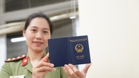 The new form of the Vietnamese passport. (Photo: SGGP)