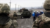 Ukraine rút quân khỏi miền Đông