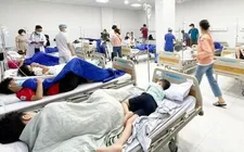 Một vụ ngộ độc thực phẩm làm nhiều người nhập viện