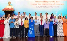 Xây dựng đội ngũ cán bộ tuyên giáo và dân vận chuyên tâm, thạo việc