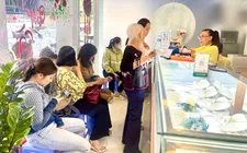 Giá vàng chiều nay 29-12 tiếp tục giảm mạnh