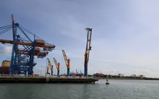 TPHCM: Xem xét ban hành nghị quyết mới về thu phí hạ tầng cảng biển 