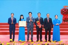 Công ty Yến sào Khánh Hòa vinh dự đón nhận bằng khen của Thủ tướng Chính phủ