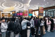 Fan đổ về Ocean City check in G-DRAGON 2025 WORLD TOUR [Übermensch] IN HANOI, háo hức chờ concert lịch sử