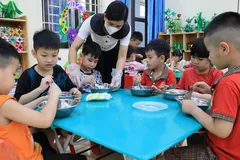 Không sáp nhập trường mầm non với trường phổ thông